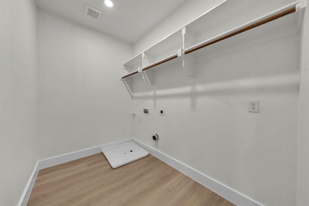 Eagle Ford Gardens - Residential