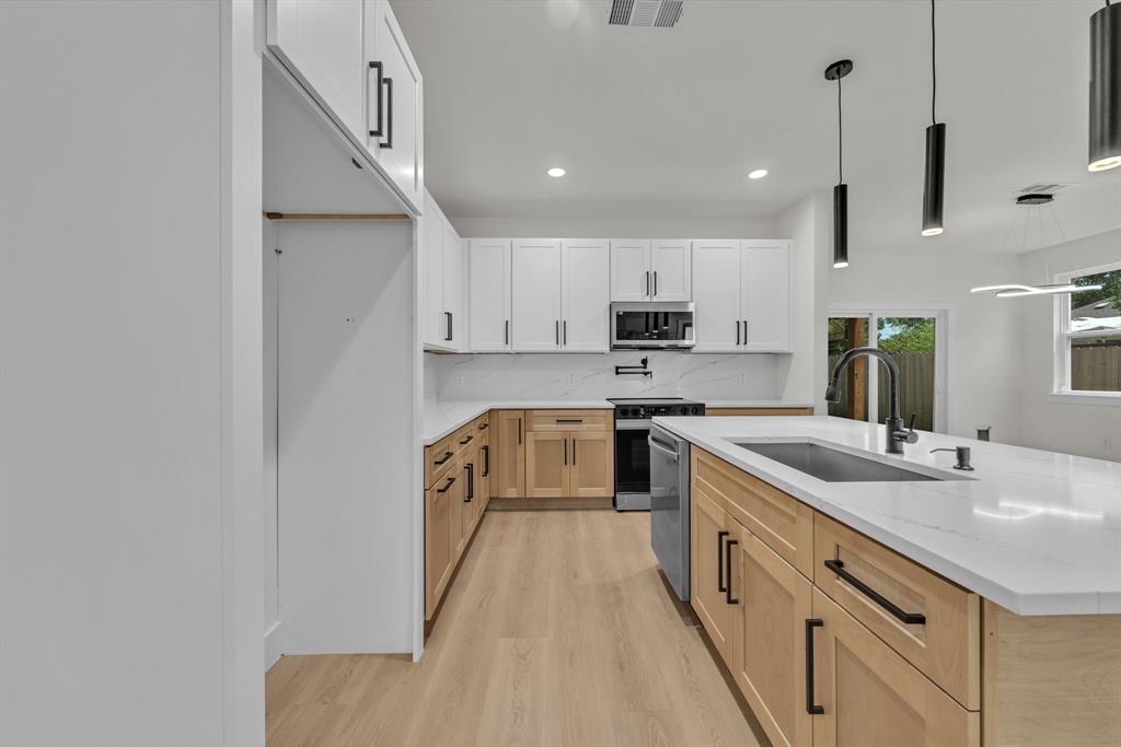 Eagle Ford Gardens - Residential