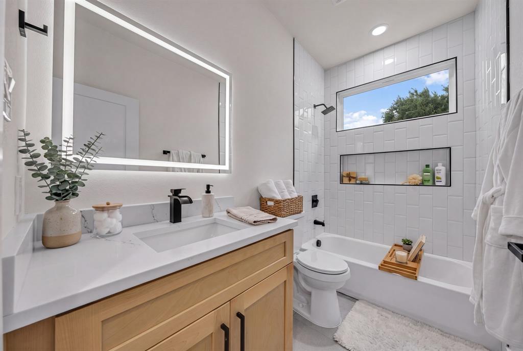 Eagle Ford Gardens - Residential
