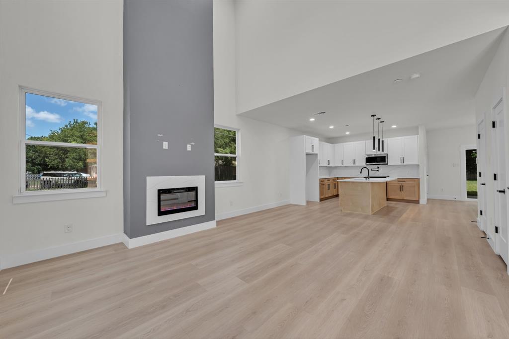 Eagle Ford Gardens - Residential