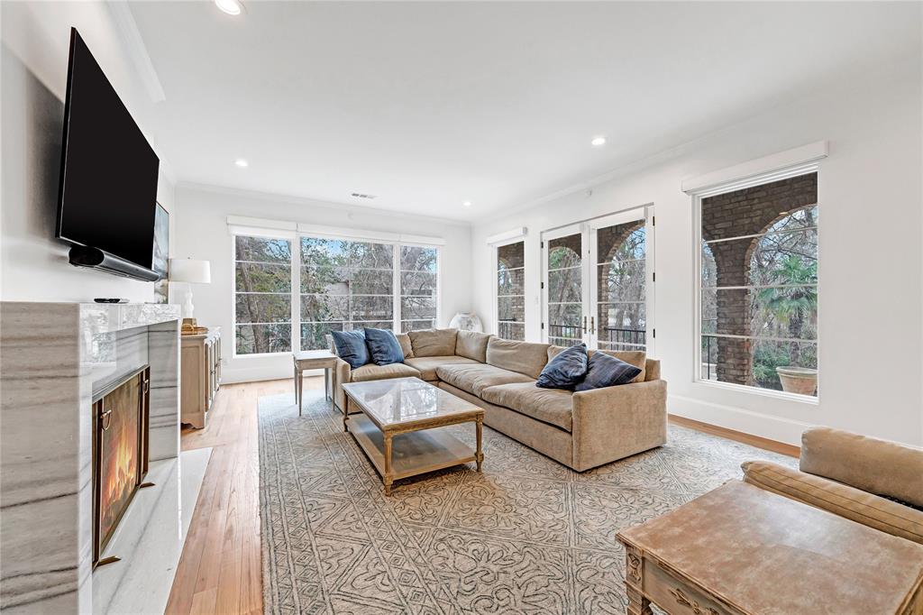 Lake Estates - Residential