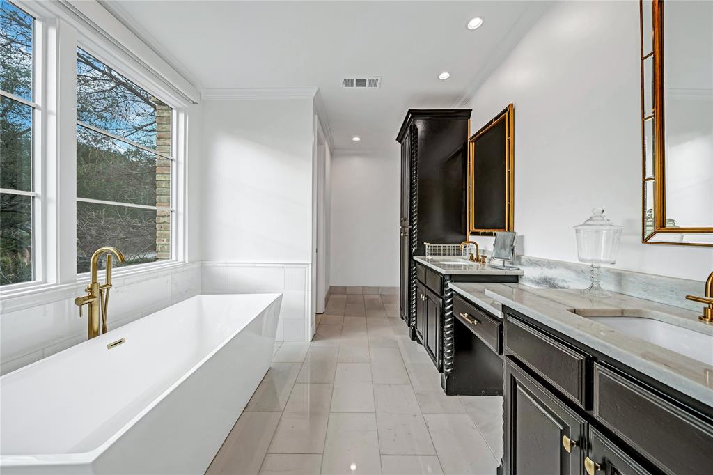 Lake Estates - Residential