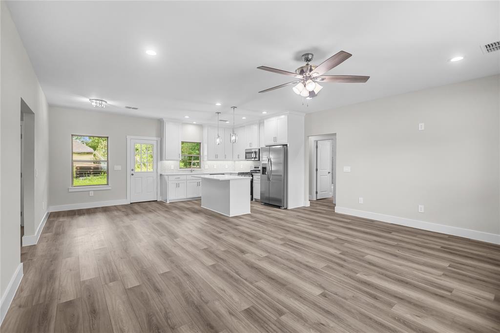 BANKS LACKEY STREET - Residential