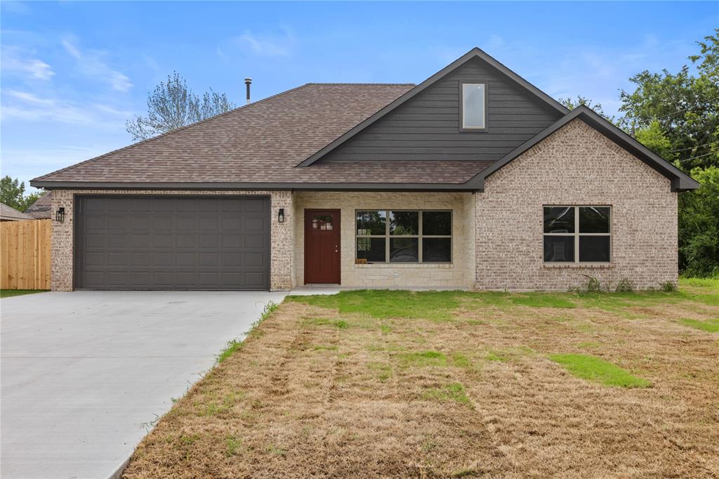 BANKS LACKEY STREET - Residential