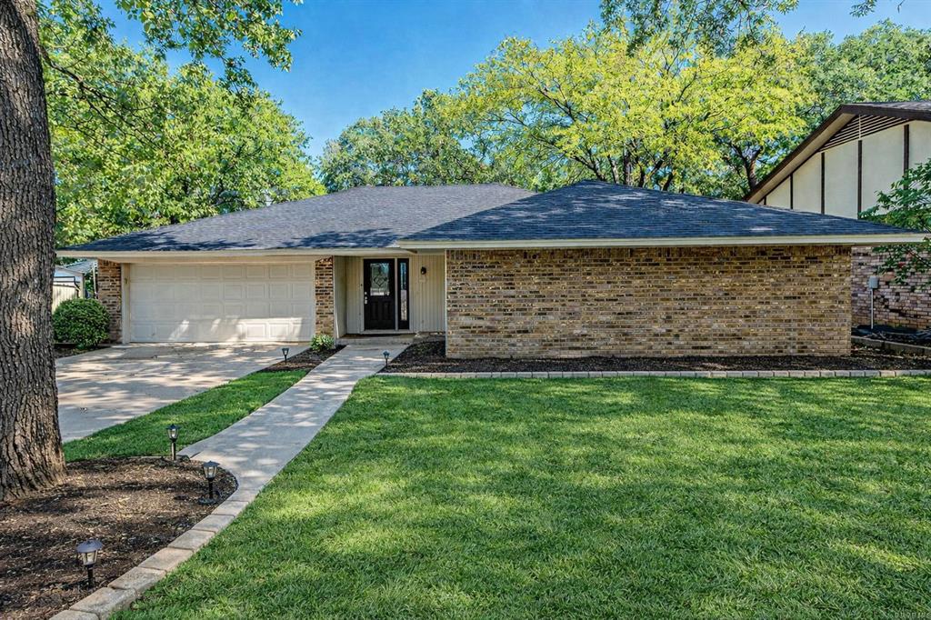 *** Seller offering 2% in seller credits when using Preferred Lender *** Beautiful spacious home on a quiet cul-de-sac in an established neighborhood. This custom home offers many amenities. They include two master bedrooms, large living dining combo area, two fireplaces, updated Kitchen, two water heaters, and two laundry rooms. Upgrades include NEW roof in November 2024. Lots of storage. Located in the desirable school district of Ditto Elementary, Young Junior High, and Martin High School. Fantastic access to schools, highways, retail shopping and more.