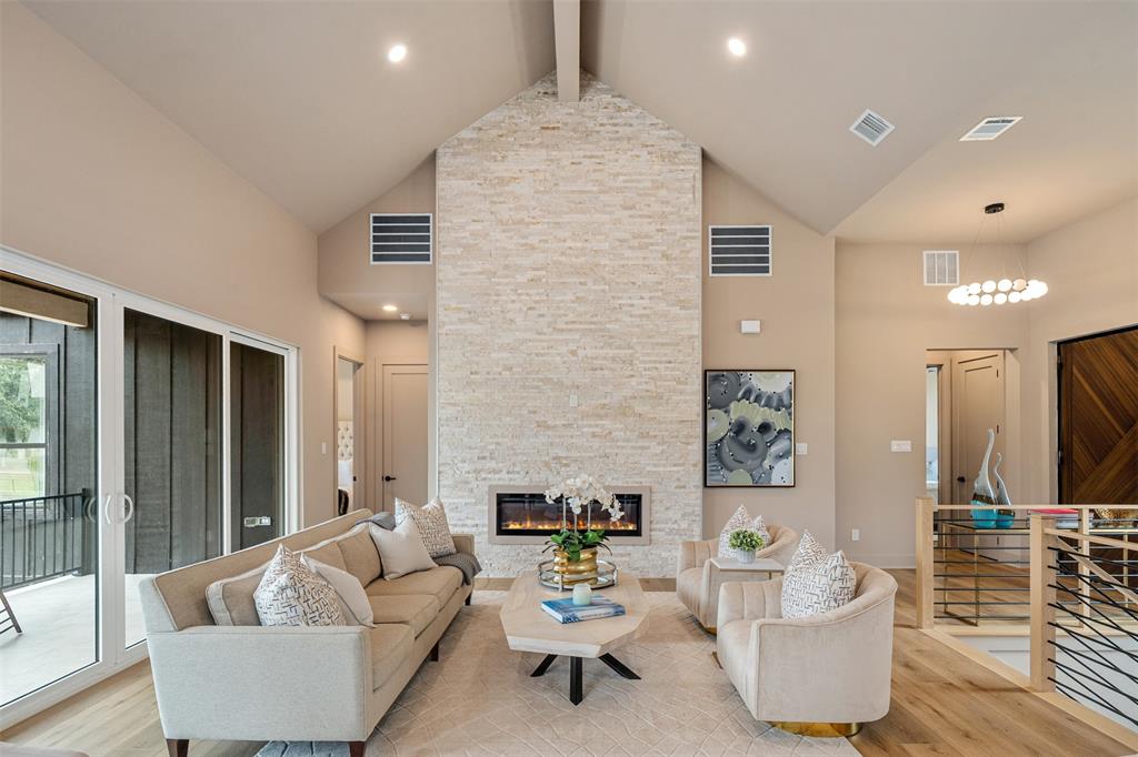 Pinnacle Club - Residential