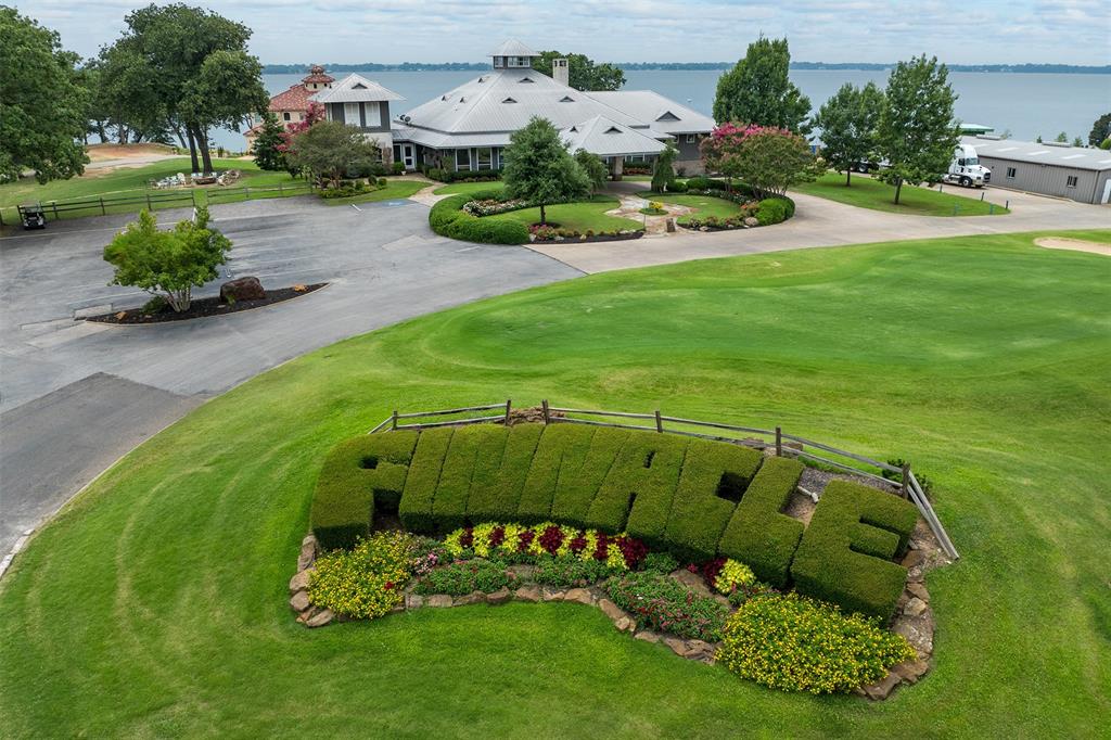 Pinnacle Club - Residential