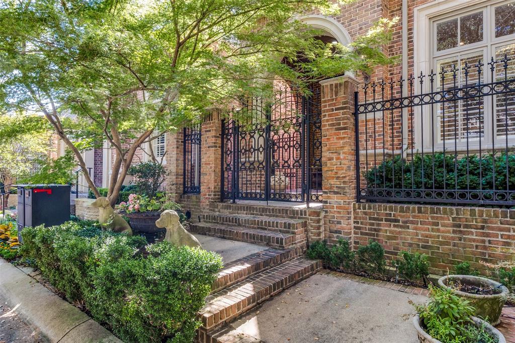Caruth Village - Residential