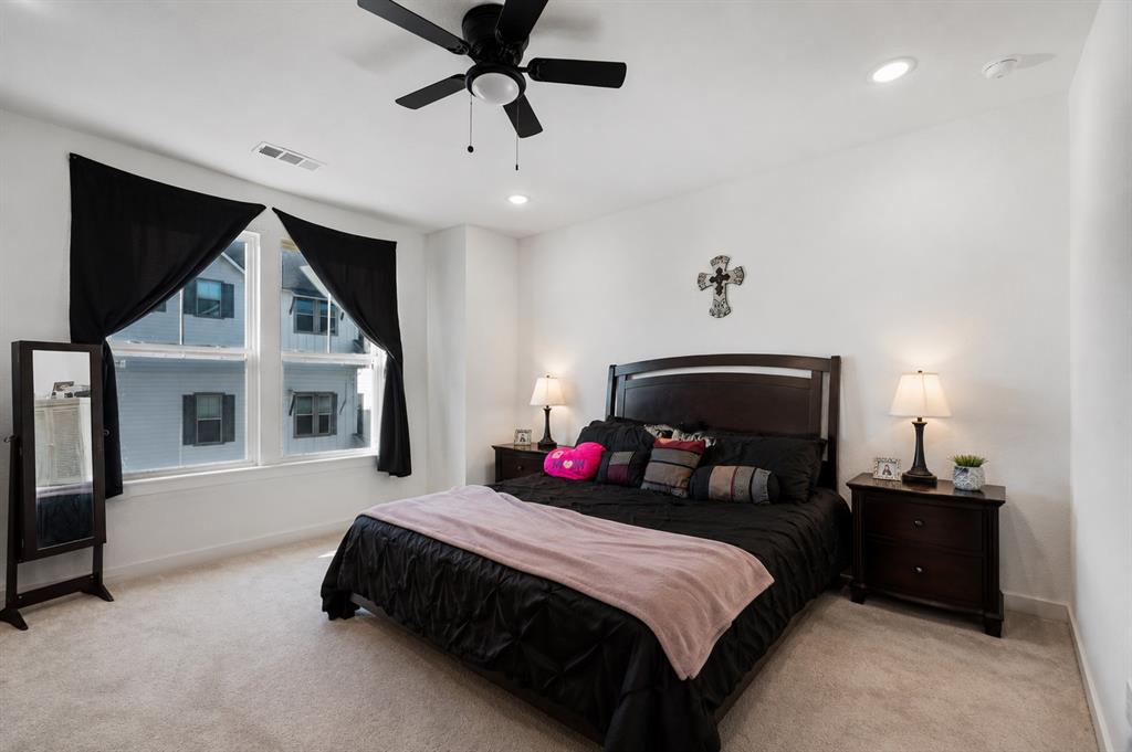 Lake Parc Village - Residential Income