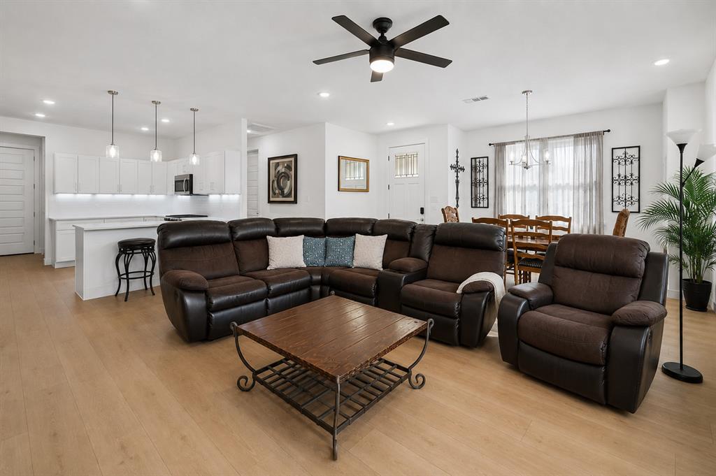 Lake Parc Village - Residential Income