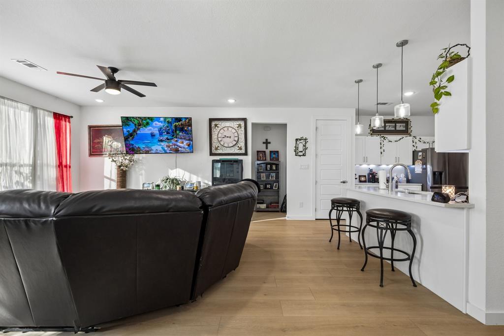 Lake Parc Village - Residential Income