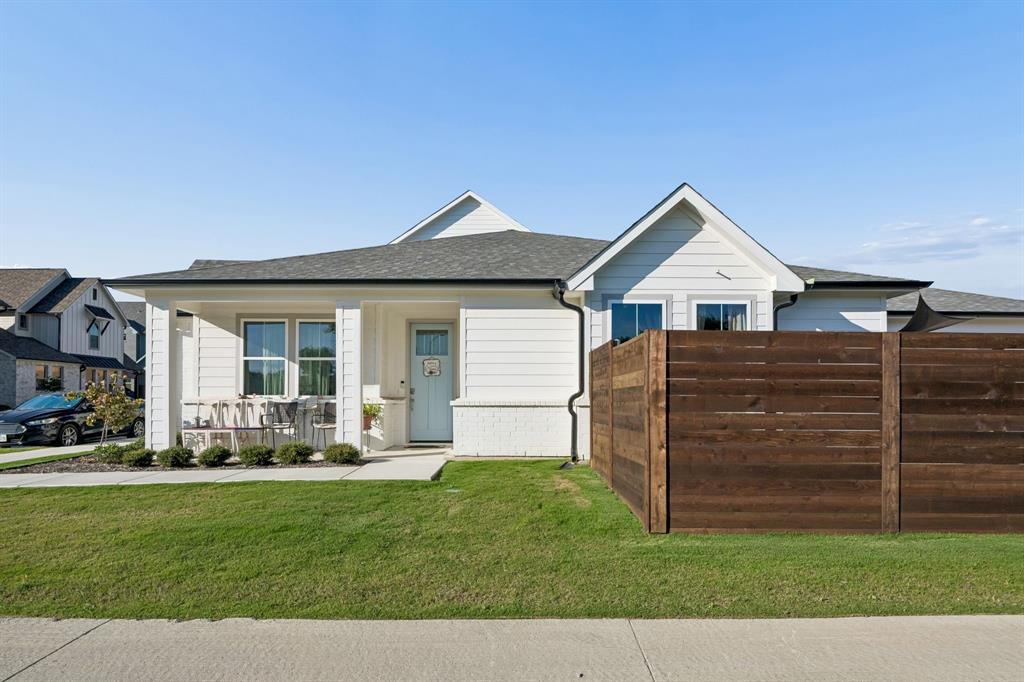 Lake Parc Village - Residential Income