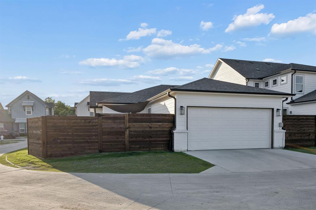 Lake Parc Village - Residential Income