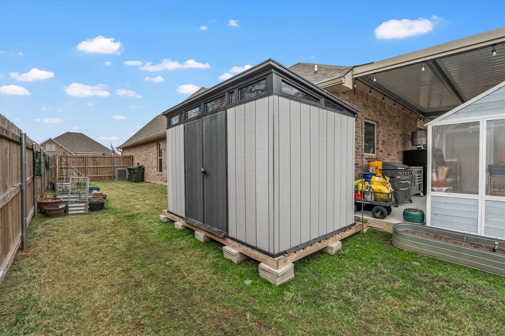 TRINITY BLUFF - Residential