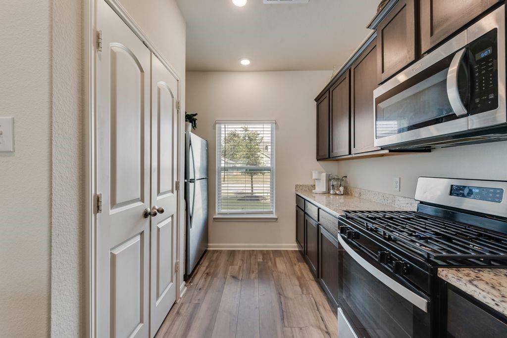Vista West II - Residential