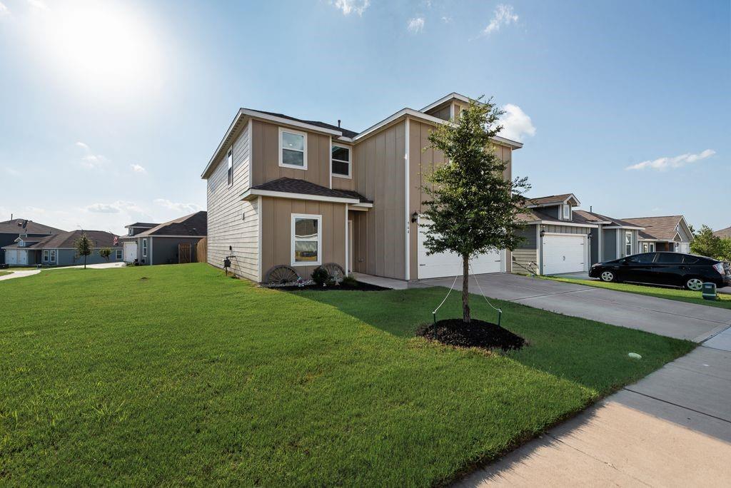 Vista West II - Residential