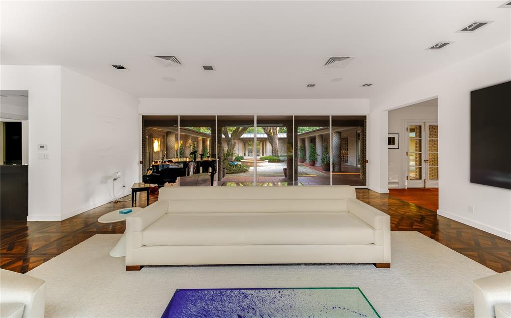 Sunnybrook Estates - Residential