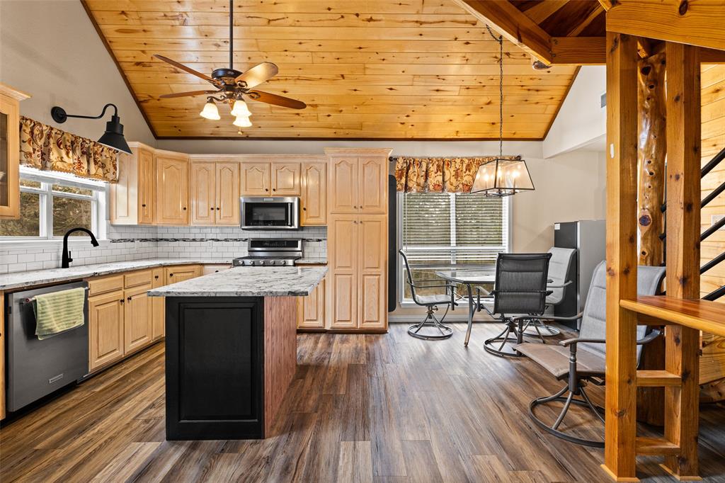Twin Lakes - Residential
