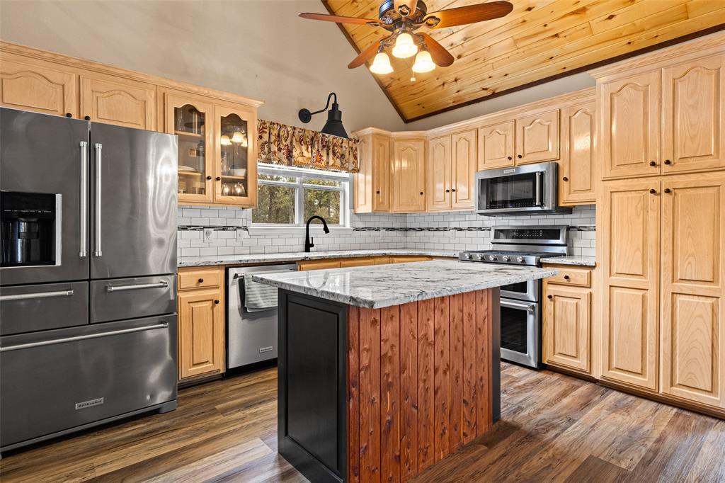 Twin Lakes - Residential