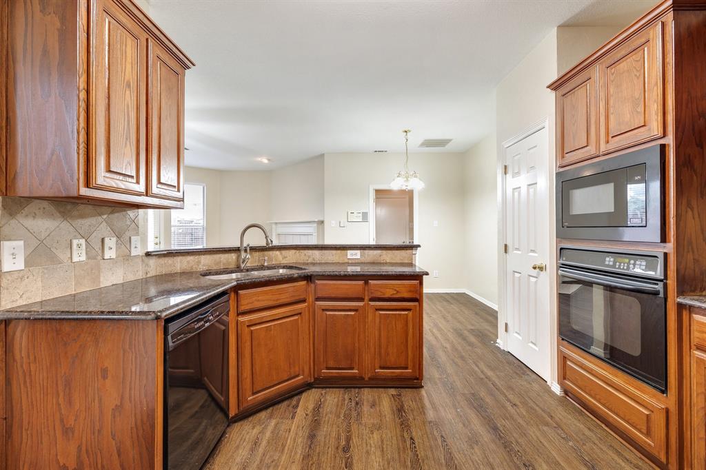 Frankford Estates Ph 2 - Residential Lease
