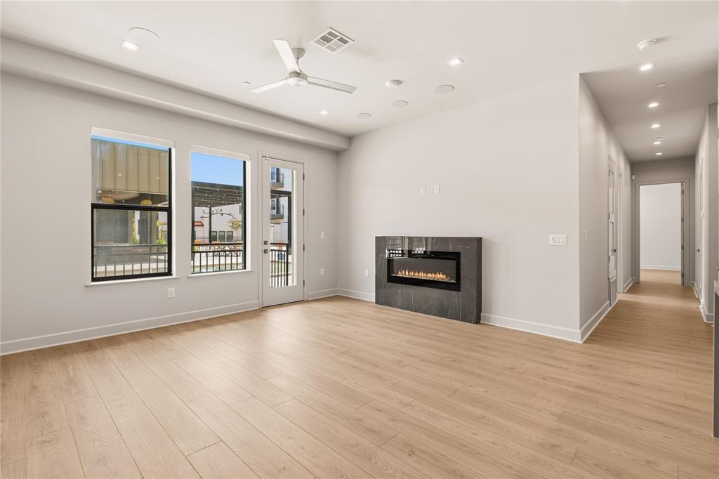 Mansfield R A - Residential