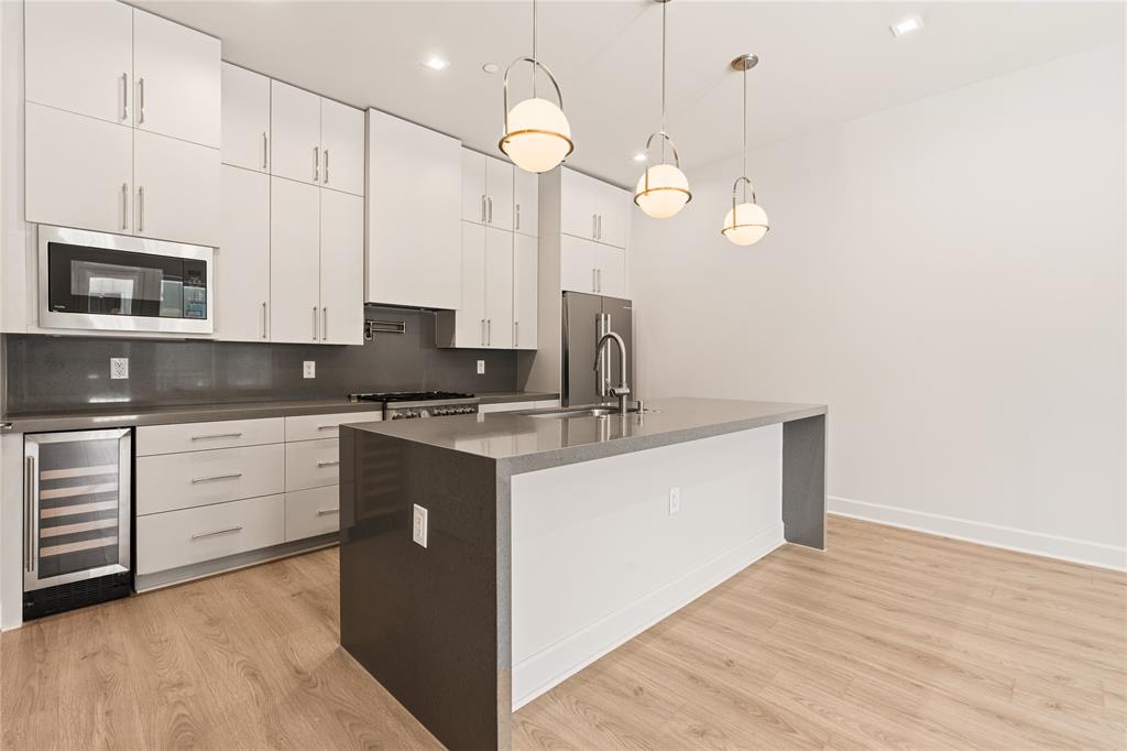 Mansfield R A - Residential