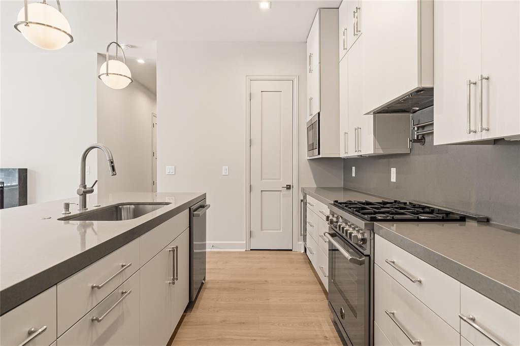Mansfield R A - Residential