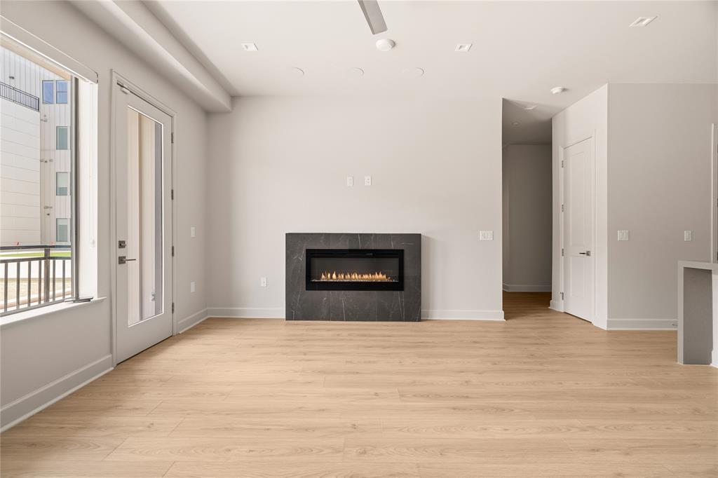 Mansfield R A - Residential