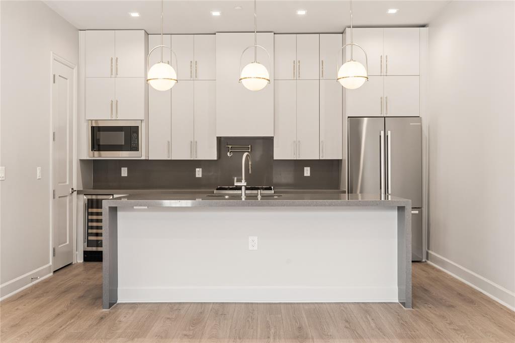 Mansfield R A - Residential
