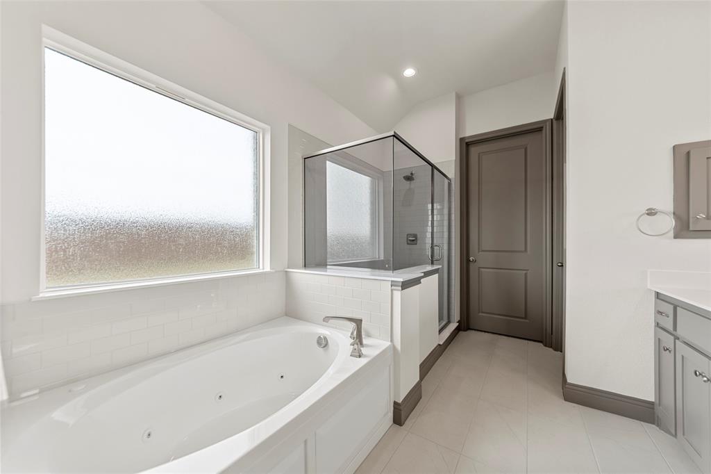 Meadow Ridge Estate - Residential