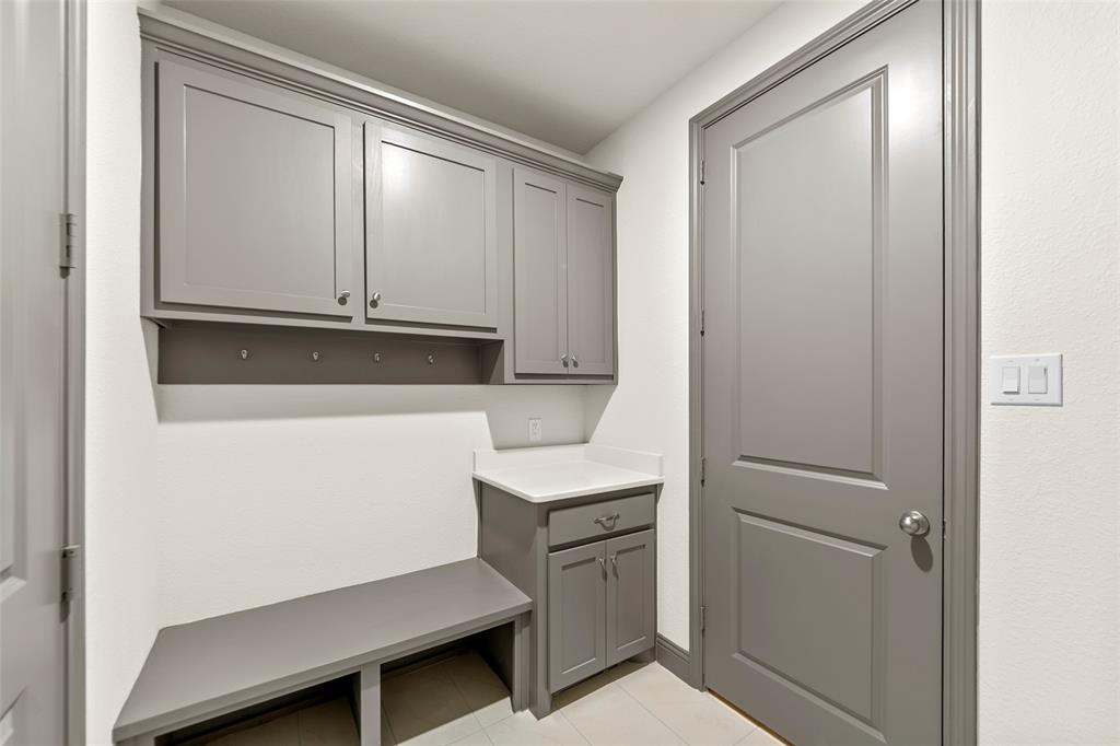 Meadow Ridge Estate - Residential