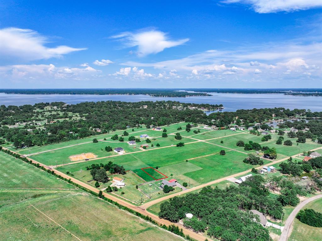Nice lot located in the Lakewood community near Cedar Creek Lake. This subdivision offers a peaceful setting with affordable property ownership and convenient access to lake recreation.
Residents of Lakewood enjoy a quiet neighborhood atmosphere while still being close to local shopping, dining, and boat ramps for easy access to the lake. The lot provides a great opportunity to build your weekend retreat, full-time residence, or simply invest in land near one of the most popular lakes in East Texas.
Utilities are available at the street (buyer to verify water, electric, and sewer or septic availability).
