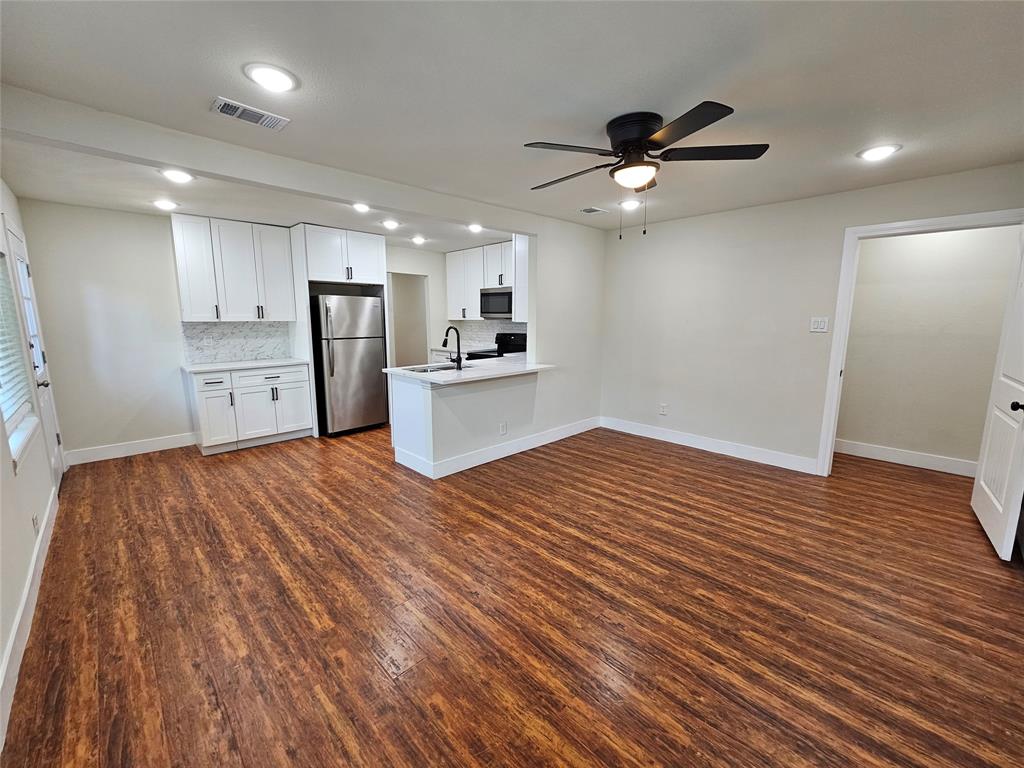 Kessler Plaza - Residential Lease
