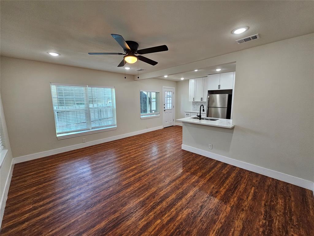 Kessler Plaza - Residential Lease
