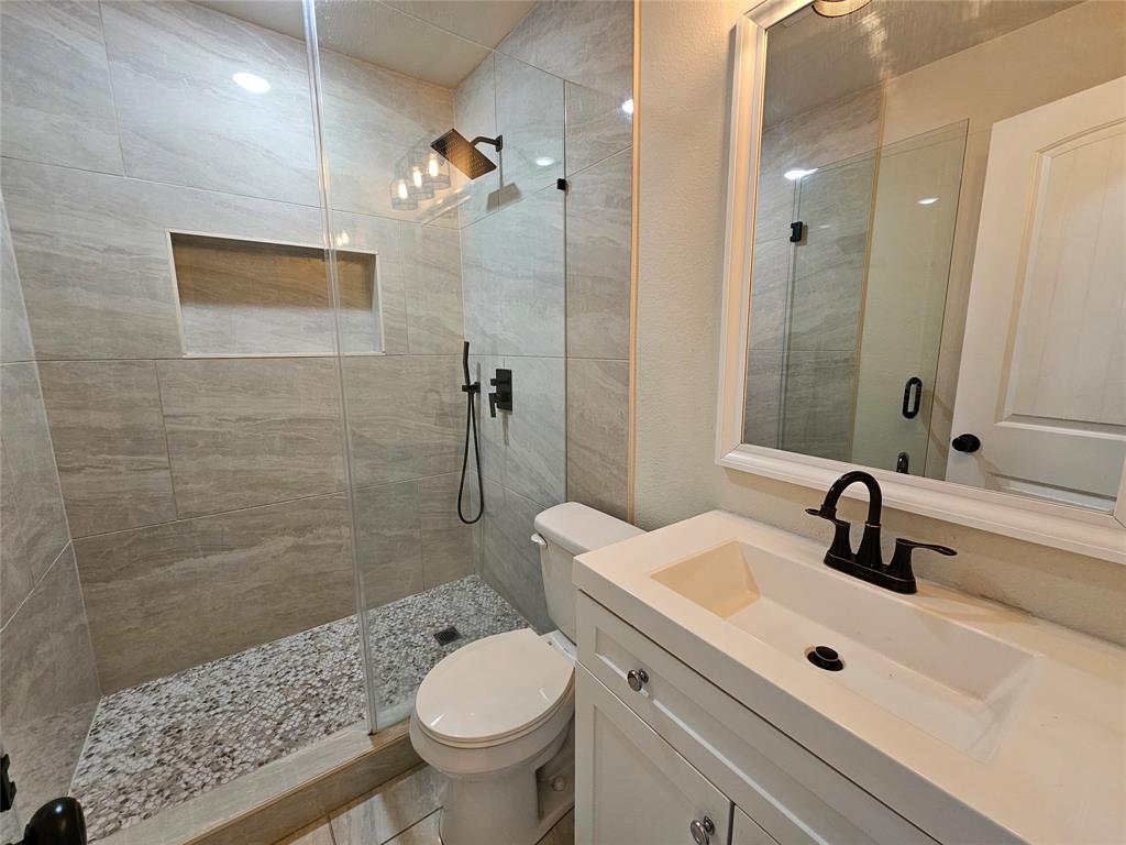 Kessler Plaza - Residential Lease