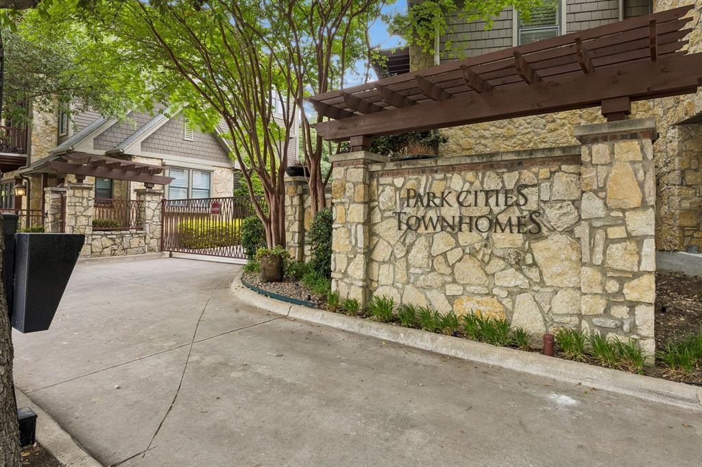 Park Cities Twnhms Amd - Residential