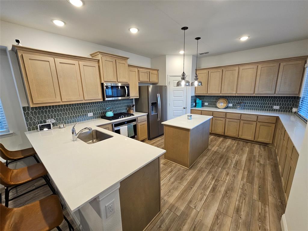 Enclave At Meadow Run, The - Residential Lease