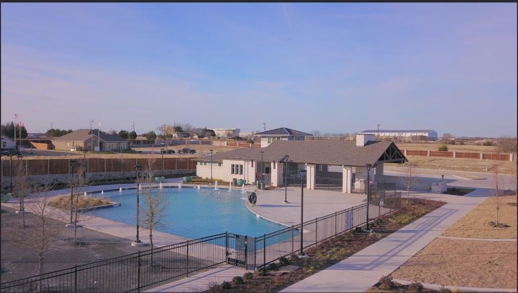 Enclave At Meadow Run, The - Residential Lease