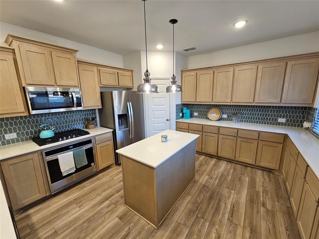 Enclave At Meadow Run, The - Residential Lease