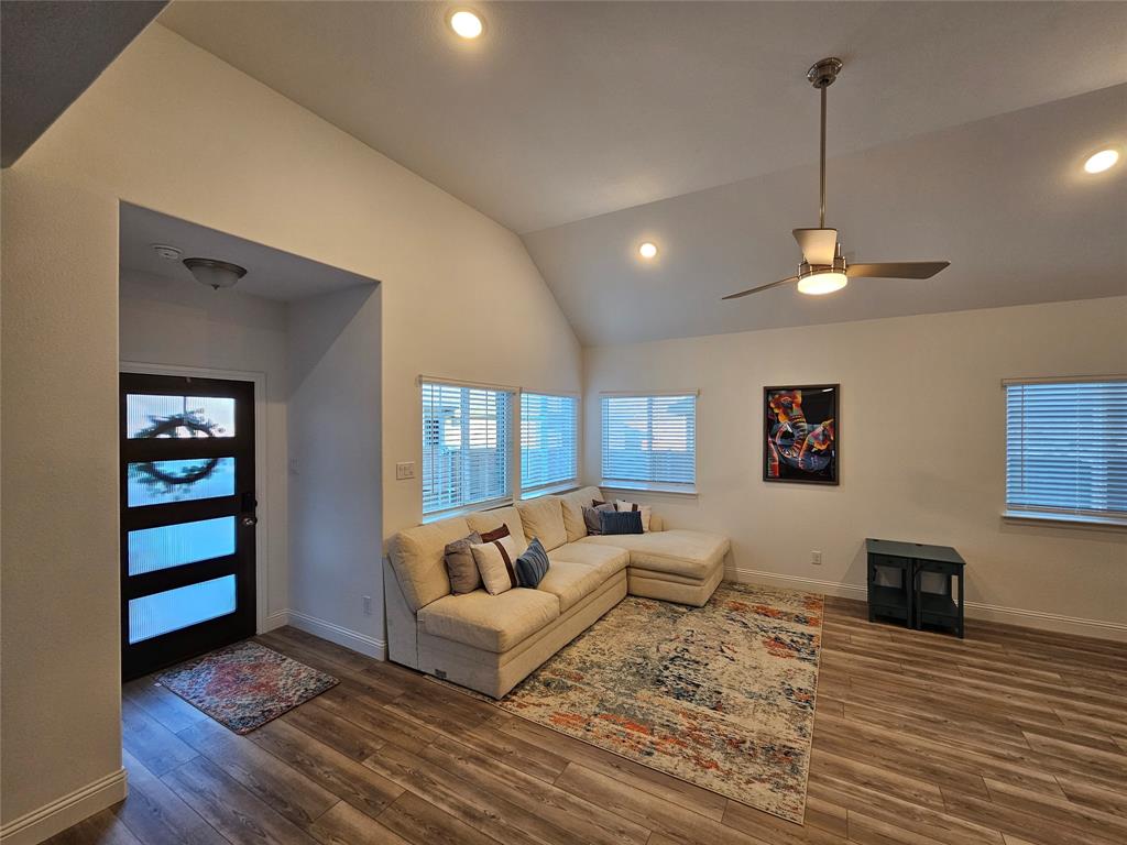 Enclave At Meadow Run, The - Residential Lease