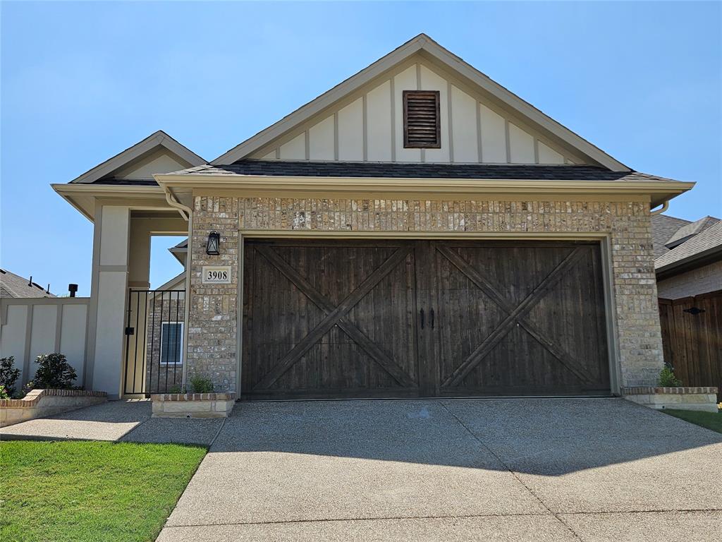 Enclave At Meadow Run, The - Residential Lease