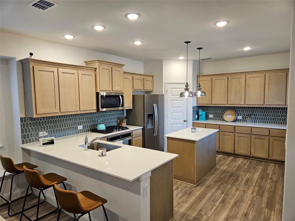 Enclave At Meadow Run, The - Residential Lease