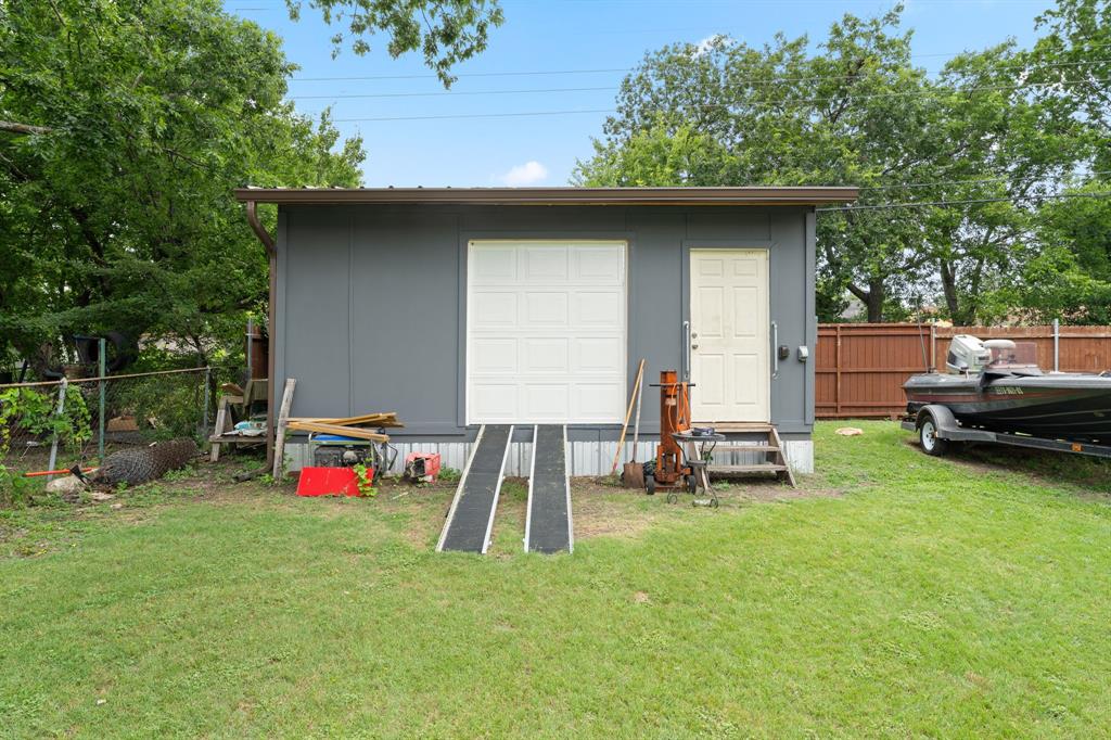 Fairmeadows 03 - Residential