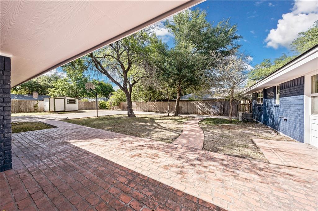 Lake Air Estates - Residential