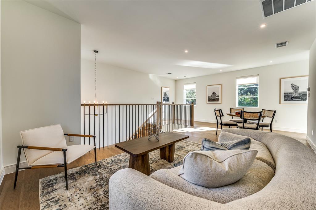 Royal Oaks Park - Residential