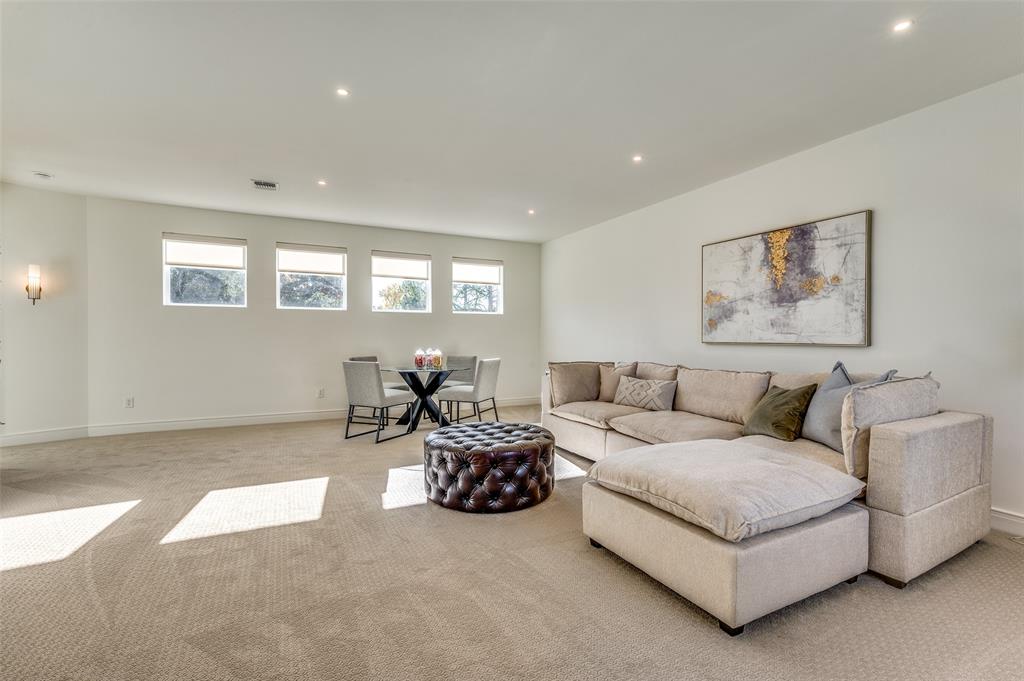 Royal Oaks Park - Residential