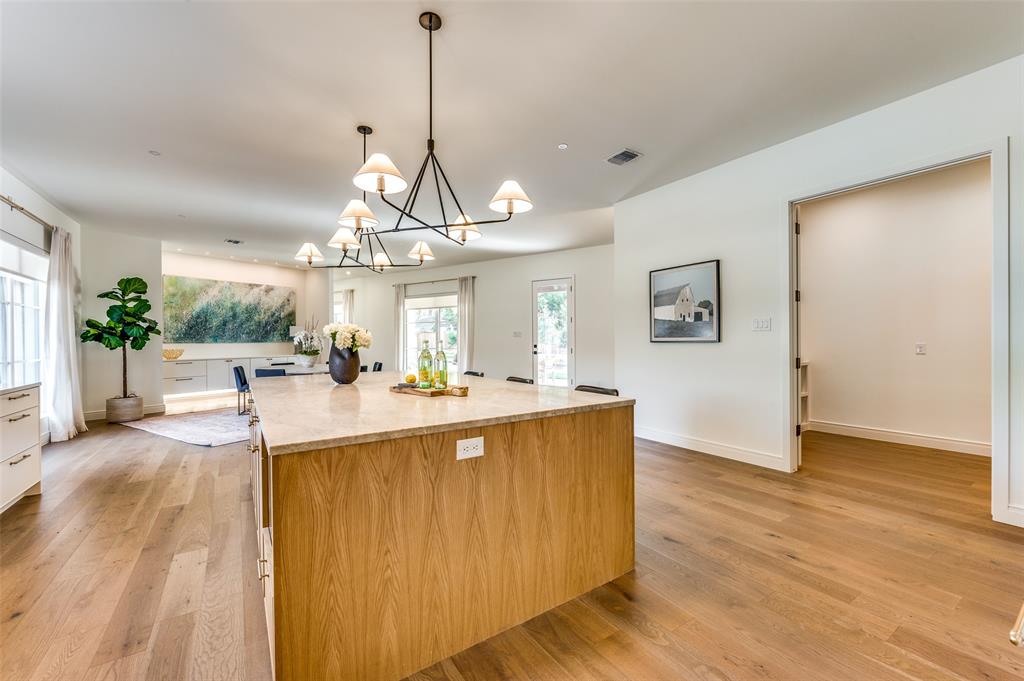 Royal Oaks Park - Residential