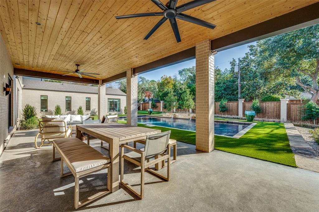 Royal Oaks Park - Residential