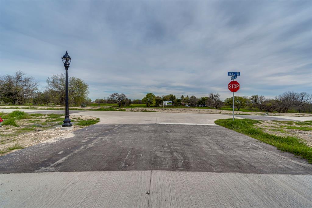 Mayes Estates - Land