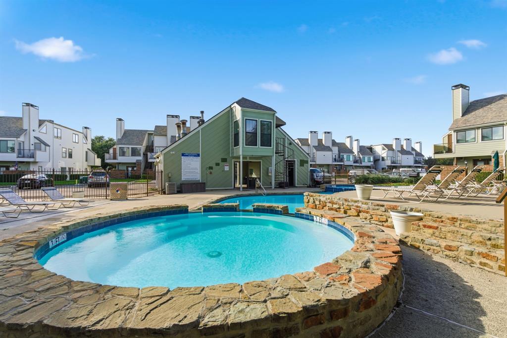 University Park Condo - Residential Income